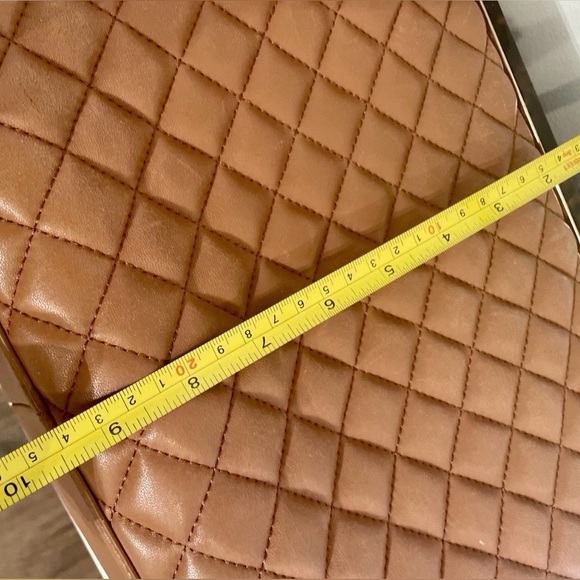 Talbots Tan Napa Leather Tortoise Trim Quilted Handbag Classic
Retail $219.99 - Picture 14 of 16